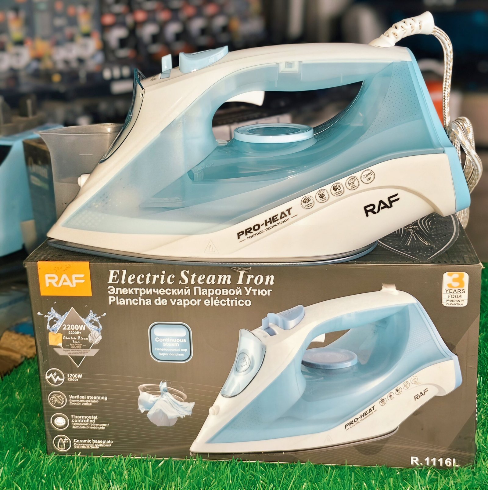 RAF Professional Steam Iron R.1116L | 2200 Watts High Power Electric Iron - Image 2