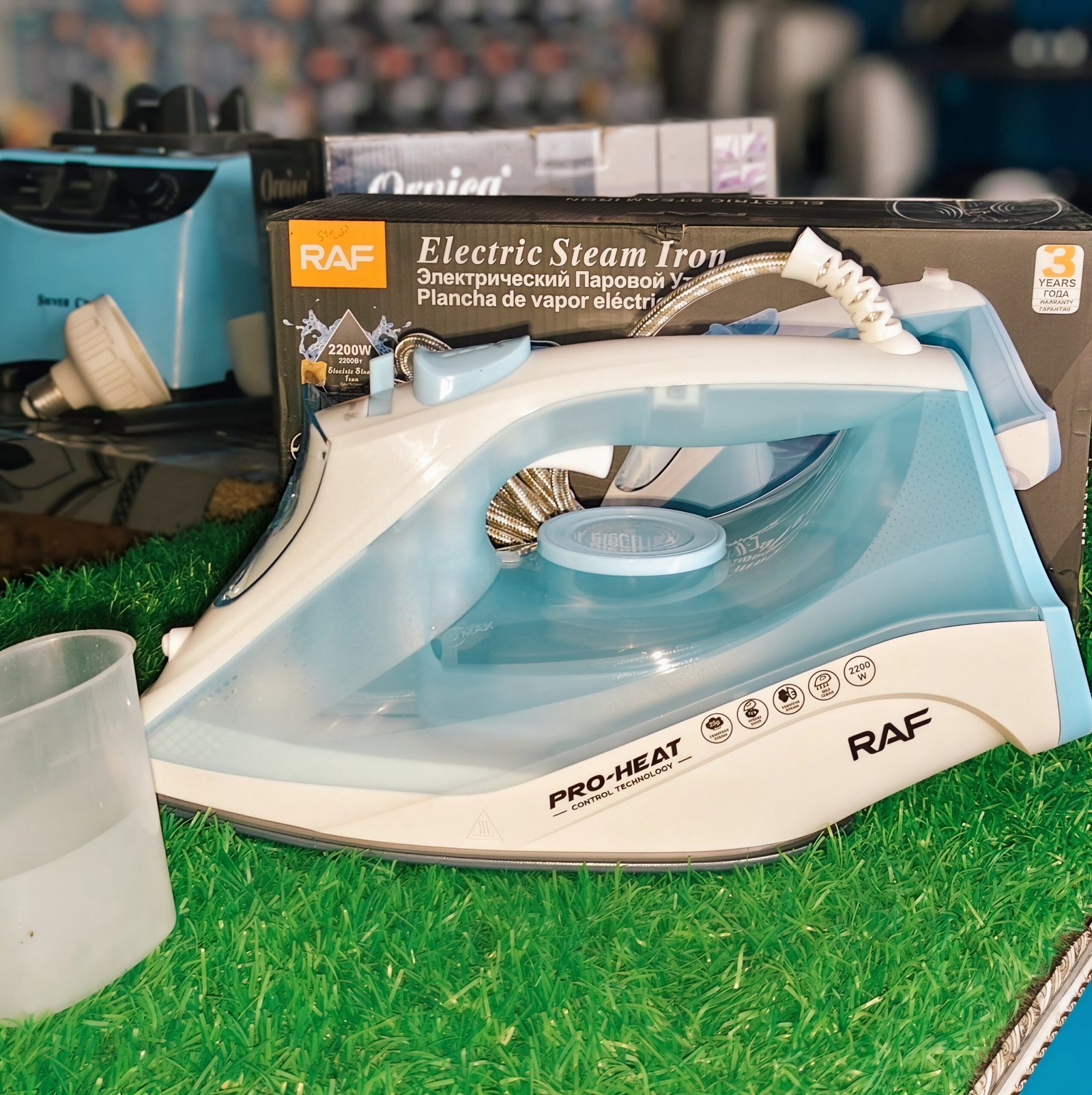 RAF Professional Steam Iron R.1116L | 2200 Watts High Power Electric Iron - Image 6