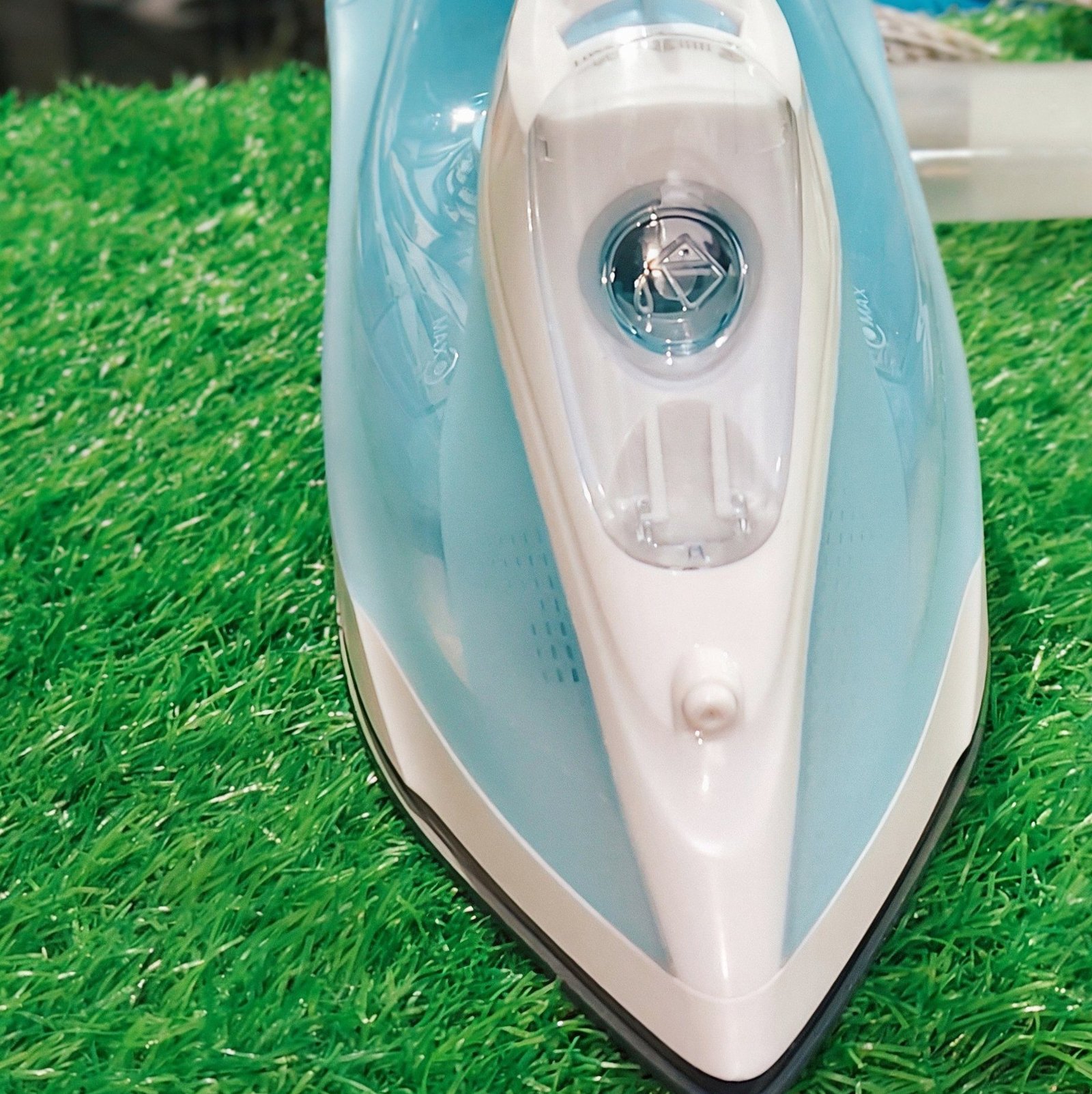 RAF Professional Steam Iron R.1116L | 2200 Watts High Power Electric Iron - Image 5